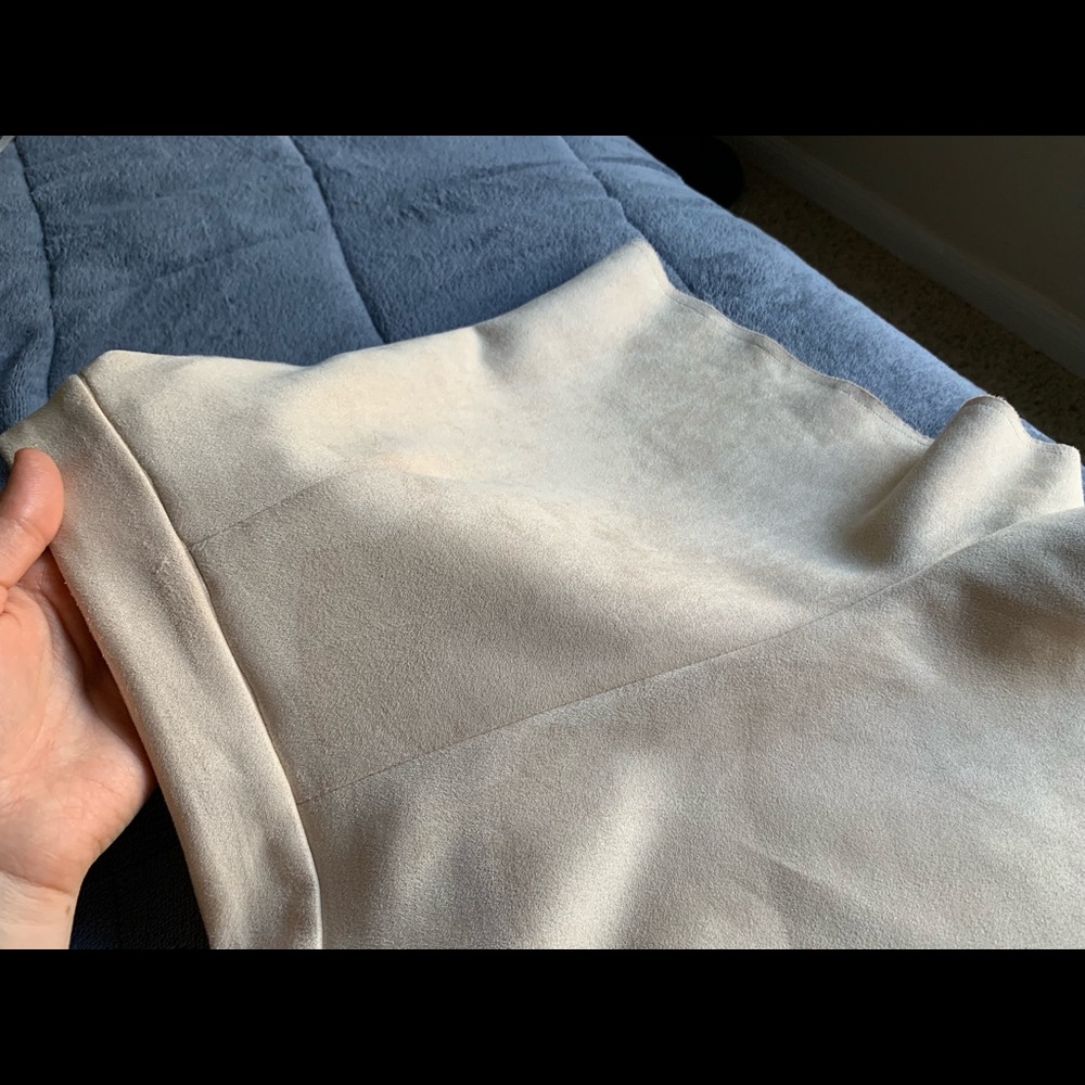 Shorts - Picture 5 of 6